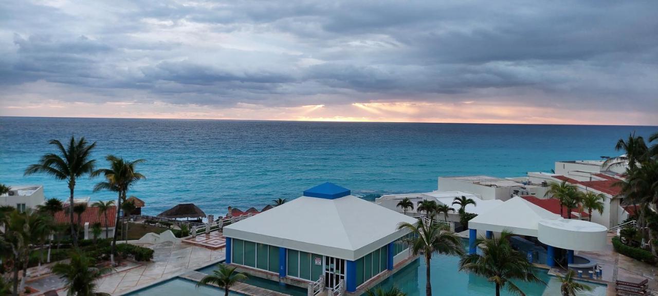 Departamento Cielo Ocen View En Condominios Solymar Cancún Zewnętrze zdjęcie